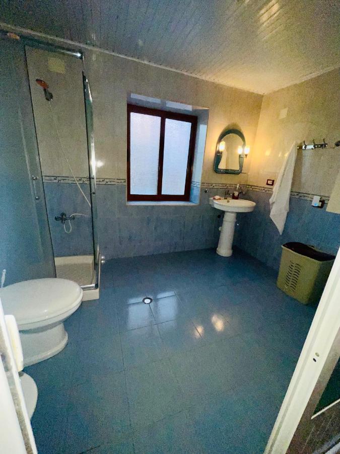 Nena'S Dashe House Berat Exterior foto