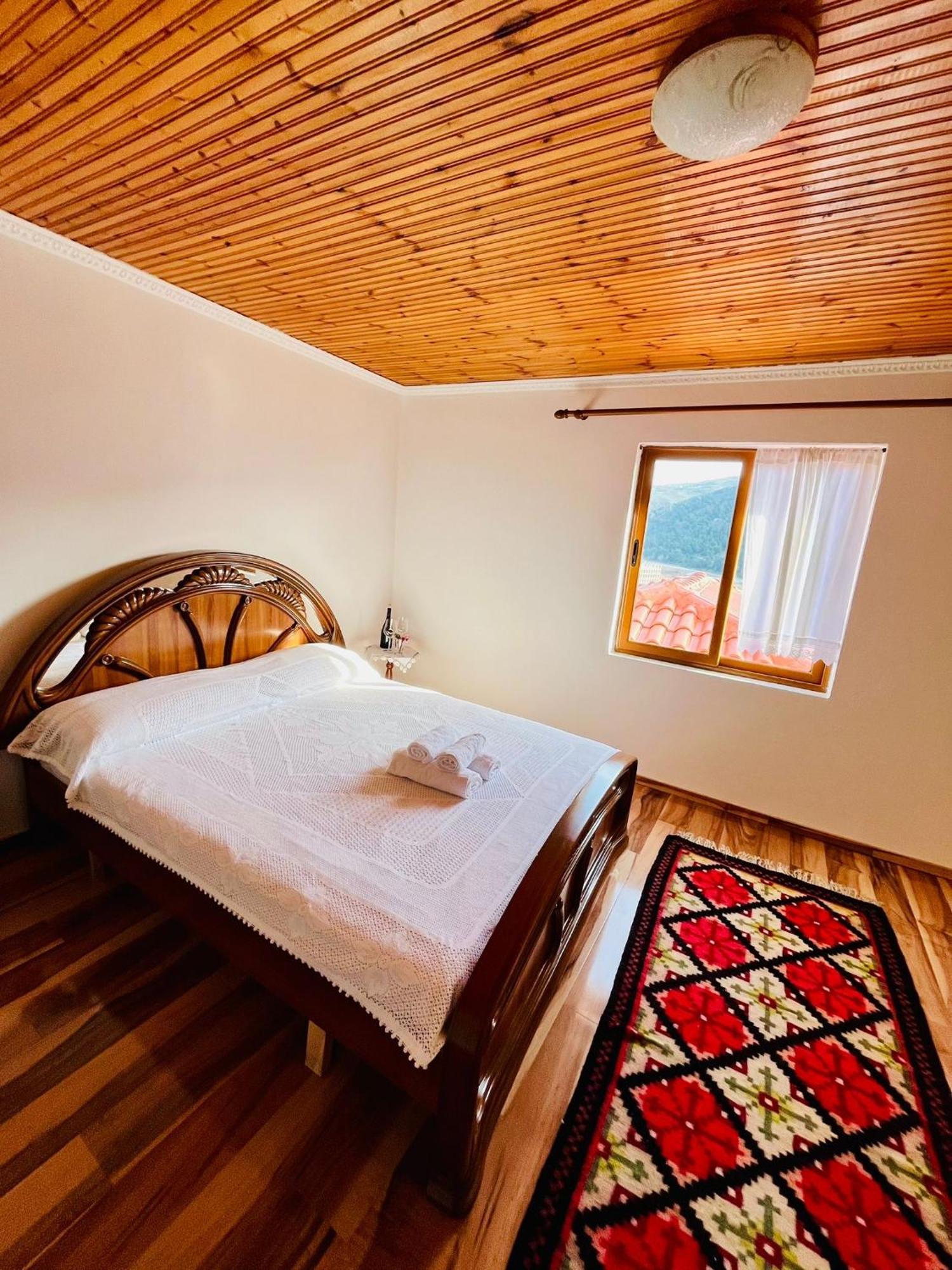 Nena'S Dashe House Berat Exterior foto